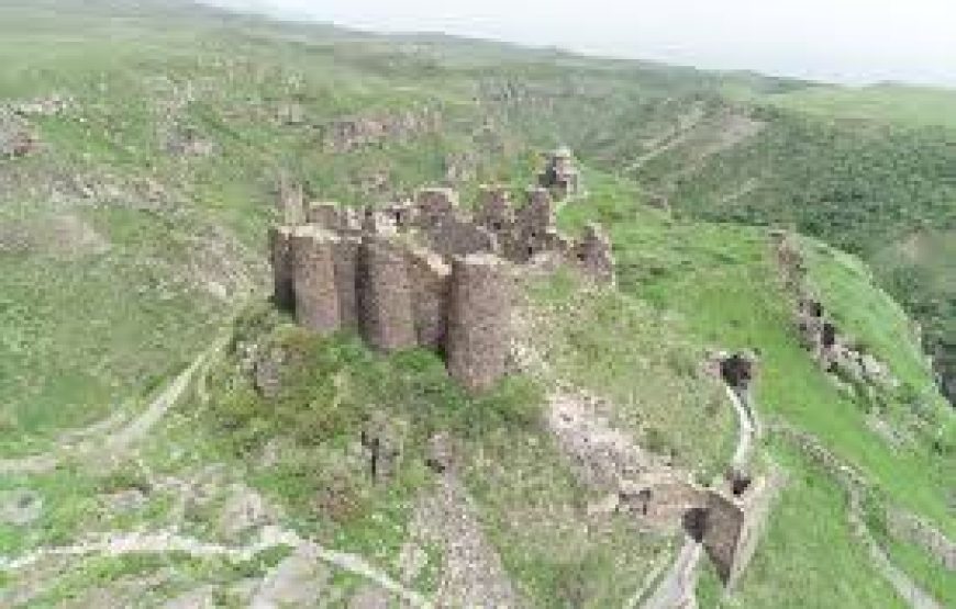 Индивидуальный Тур в Оганаванк, Сагмосаванк, Парк Армянского алфавита и Амберд