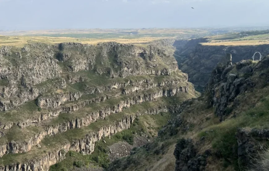 Индивидуальный Тур в Оганаванк, Сагмосаванк, Парк Армянского алфавита и Амберд