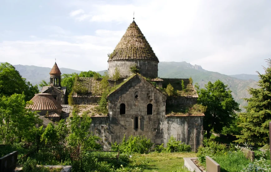 Private tour to Haghpat, Sanahin and Akhtala