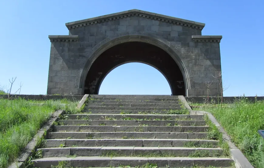 Индивидуальная экскурсия в Гегард, Гарни, Симфония камней, Мастер-класс по выпечке лаваша