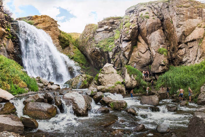 Trchkan Waterfall Թռչկանի ջրվեժ