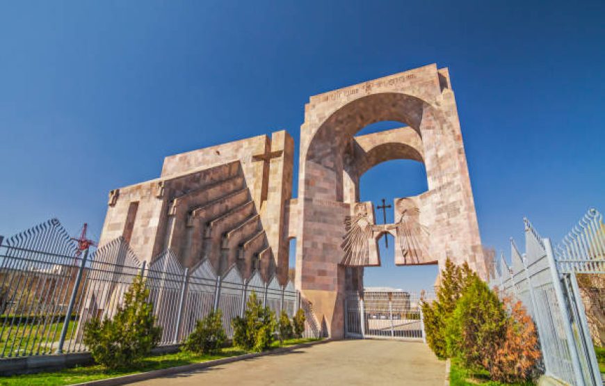 Индивидуальный тур: Эчмиадзин, Св Гаяне, Св Рипсиме, Звартноц