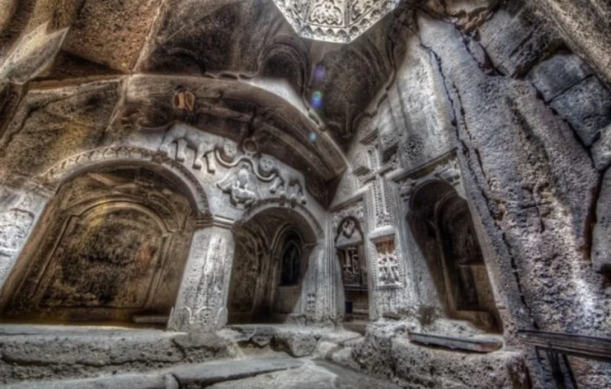 Индивидуальная экскурсия в Гегард, Гарни, Симфония камней, Мастер-класс по выпечке лаваша