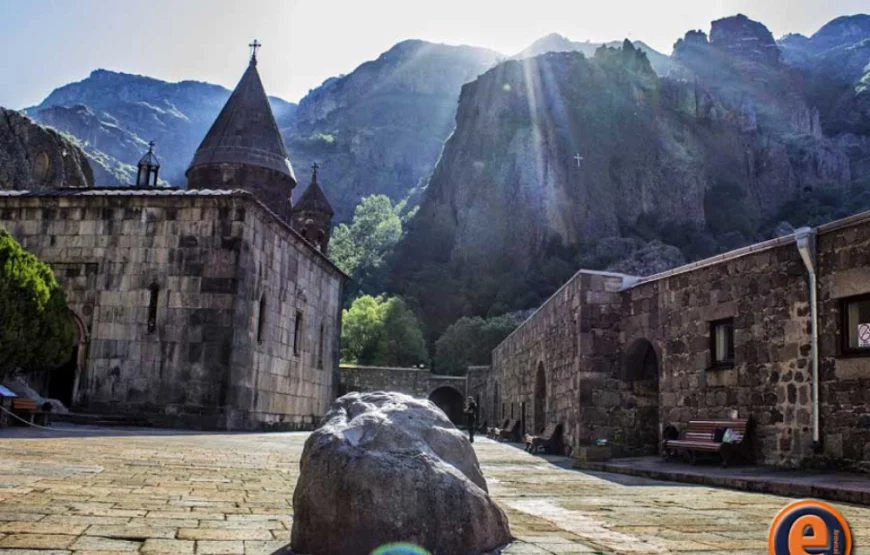 Индивидуальная экскурсия в Гегард, Гарни, Симфония камней, Мастер-класс по выпечке лаваша