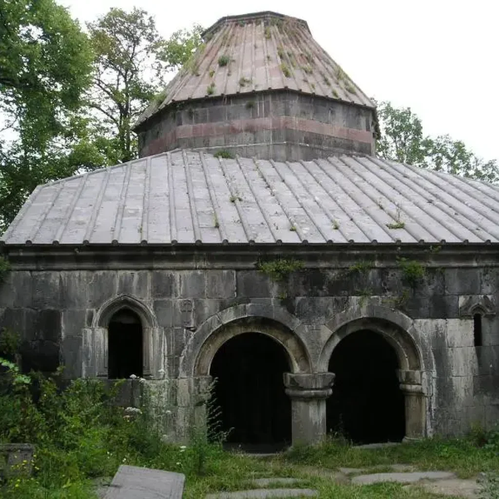 Монастырь Санаин