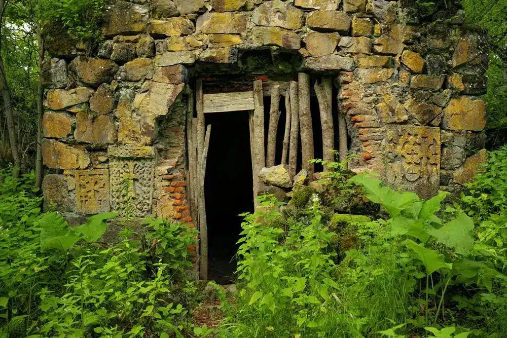 Монастырь Джухтакванк Монастырь Джухтакванк