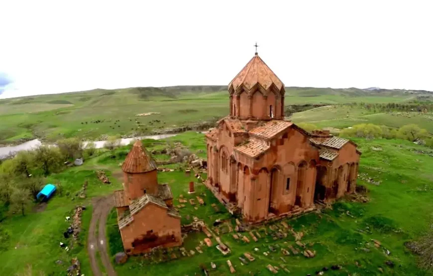 Private tour to Aruchavank, Marmashen, Gyumri and Harichavank
