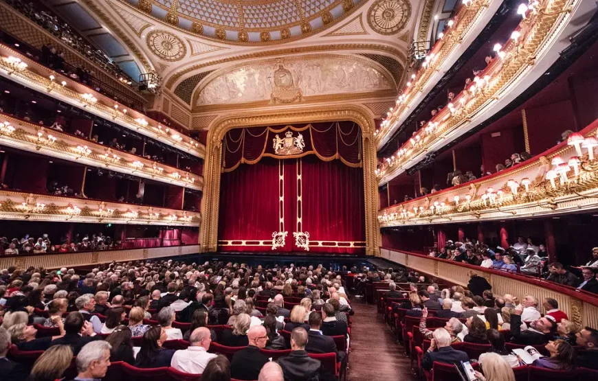 Обзорная экскурсия-прогулка по Еревану, Коньячный Завод АРАРАТ с дегустацией