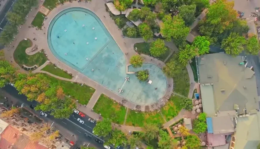 Swan lake in yerevan, where to go?